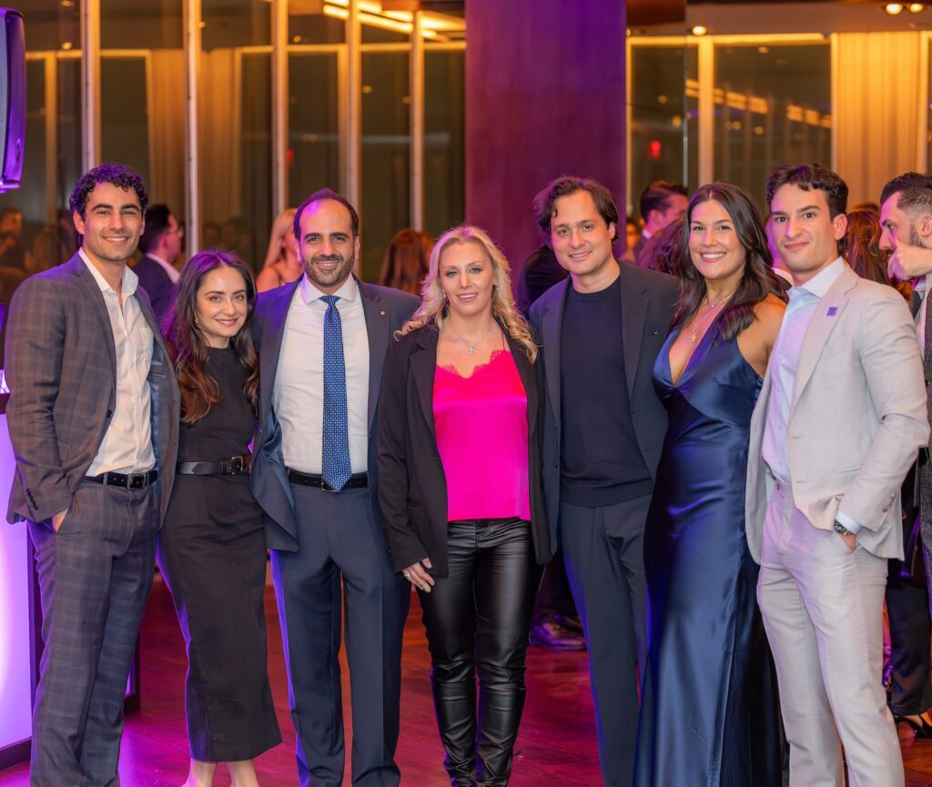 THI’s New Leaders NY Gala Raises $41,489 for Greece